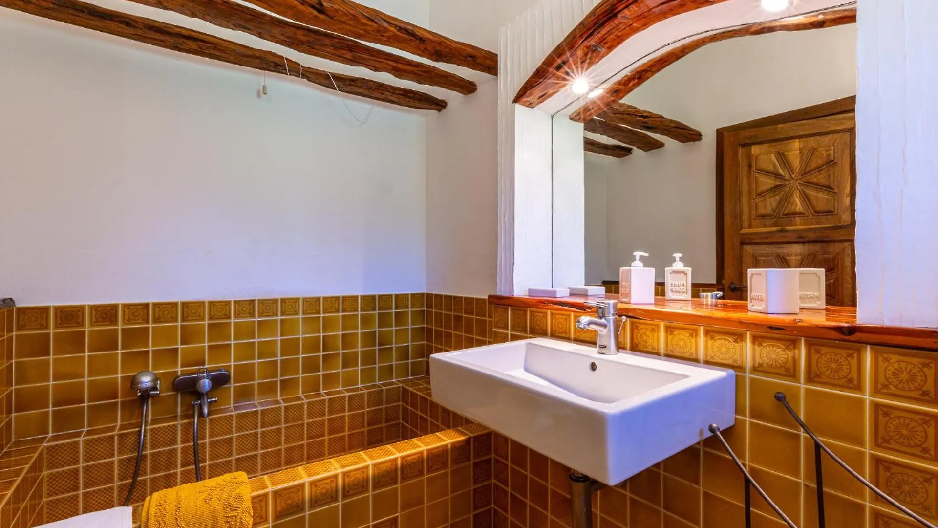 Belocations - Villa Rubia Monte Petrosu Italy