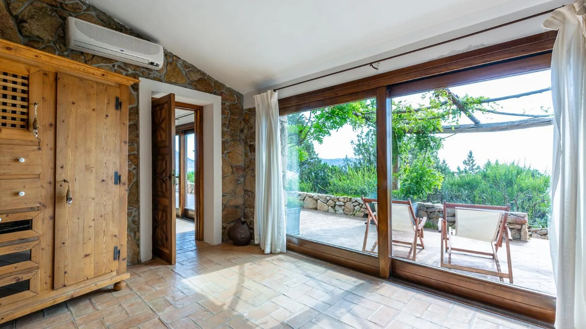 Belocations - Villa Rubia Monte Petrosu Italy